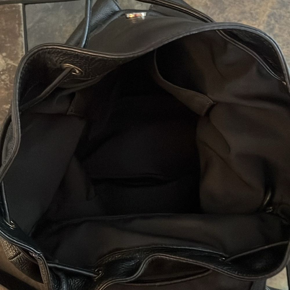*Authentic* Coach Black Leather Backpack Purse with Gold Accents- like new, EUC - Picture 6 of 10